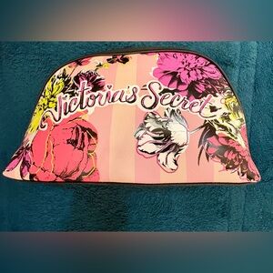 Victoria's Secret Pink and Black Floral Cosmetic Bag, NWT!